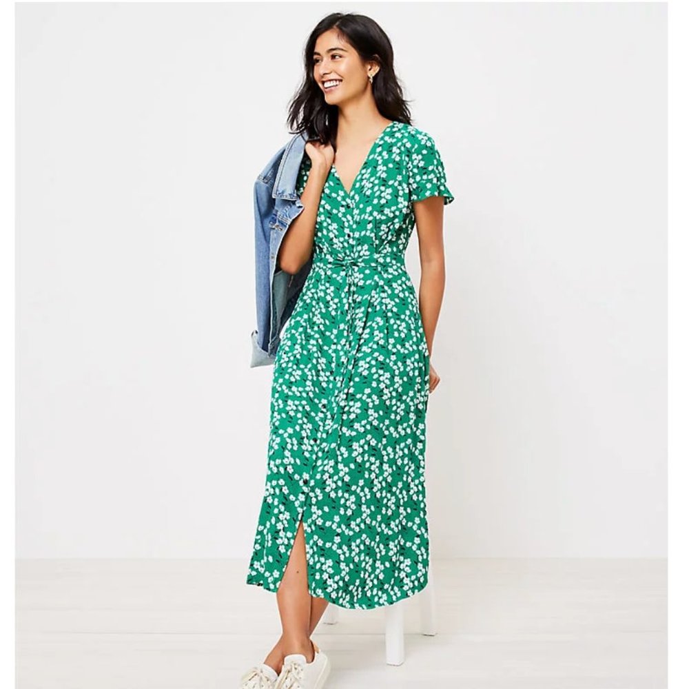 NWOT LOFT Kelly Green and White Floral Button-Front Dress